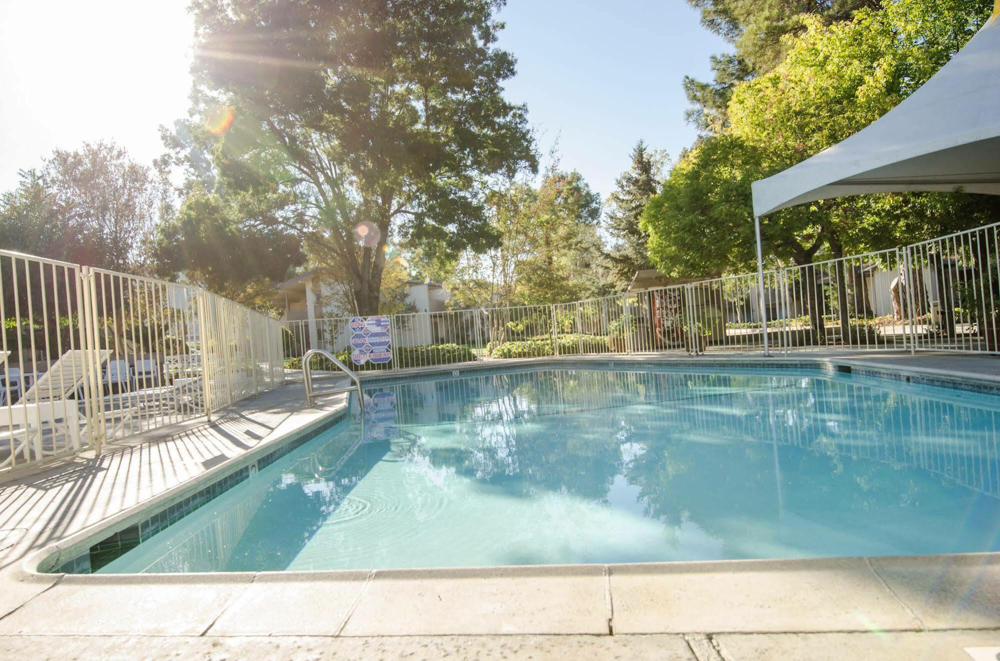 Los Gatos Lodge Kültér fotó